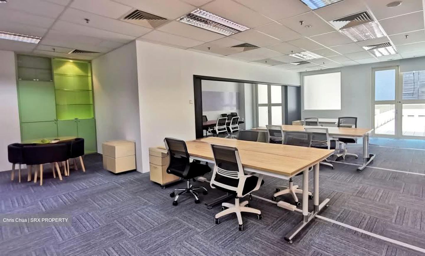 Burlington Square (D7), Office #554413411